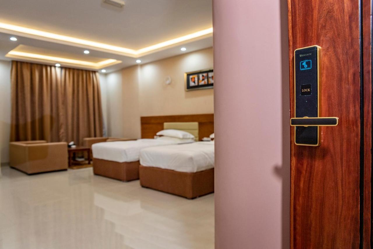 Red-5 - Al Safa Suites Salalah Extérieur photo