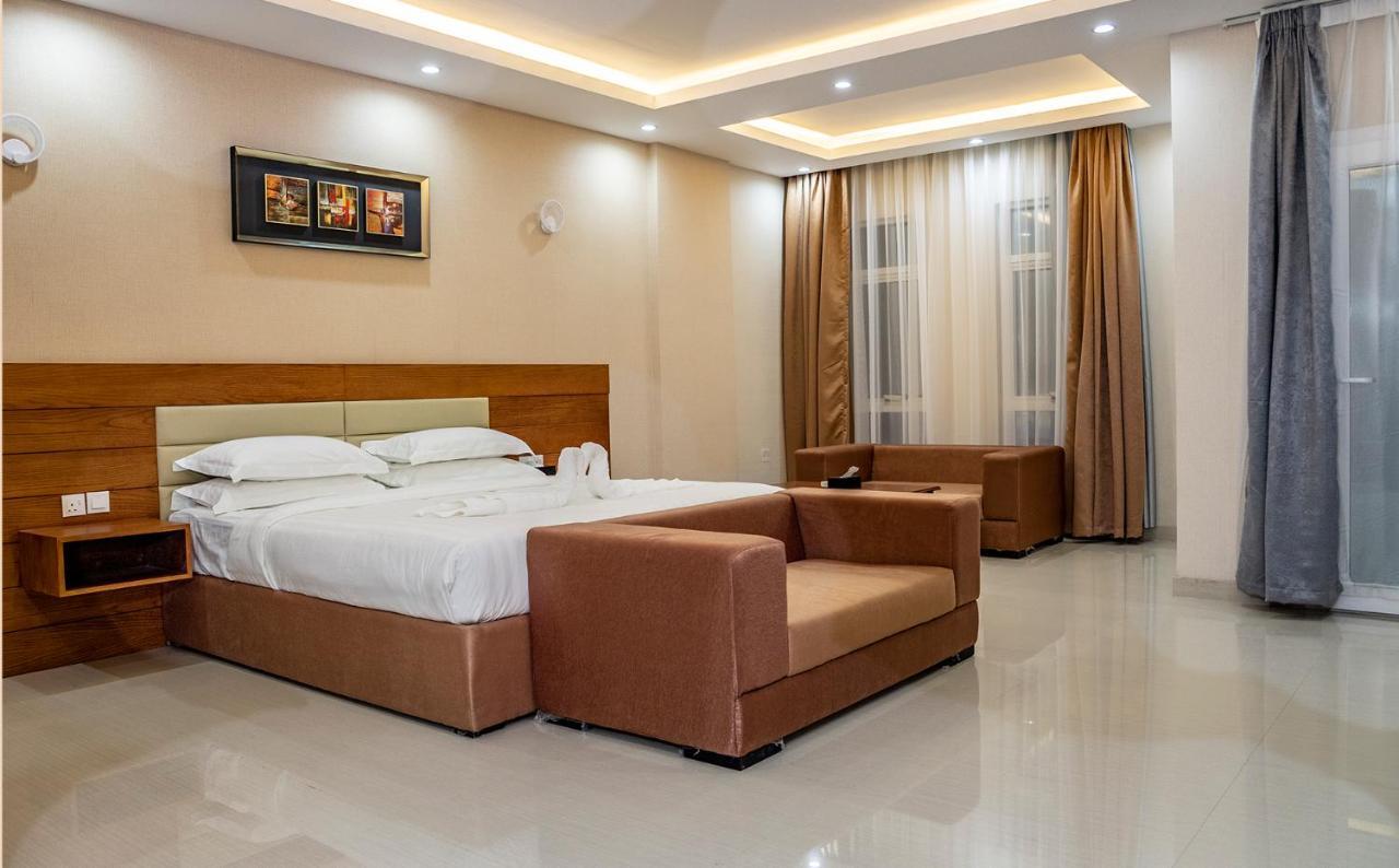 Red-5 - Al Safa Suites Salalah Extérieur photo